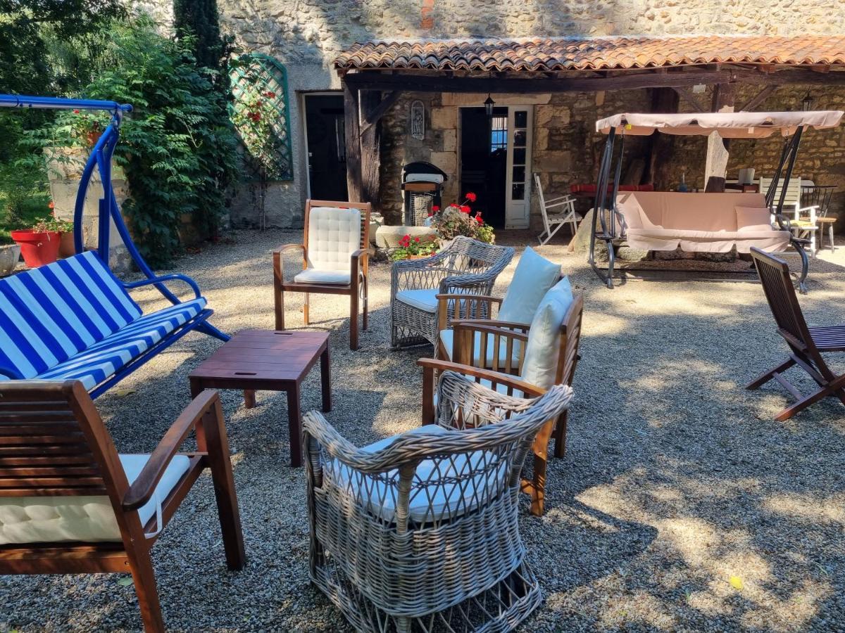 Moulin De Giroir Villa Migne-Auxances Exterior photo