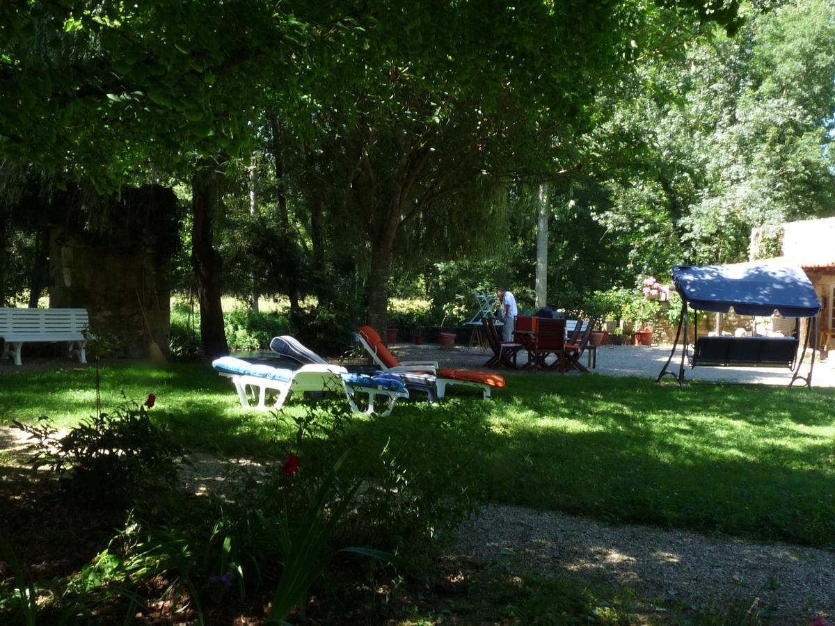 Moulin De Giroir Villa Migne-Auxances Exterior photo