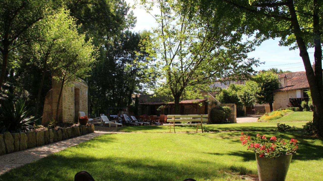 Moulin De Giroir Villa Migne-Auxances Exterior photo